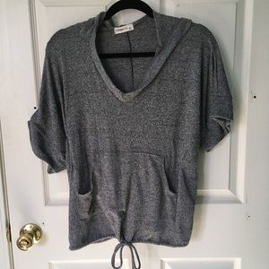 Short sleeve hoodie